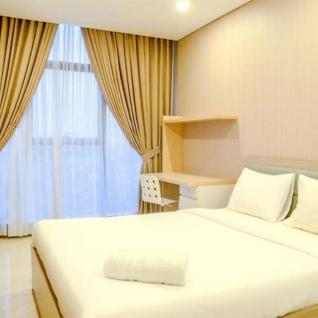 Spacious And Modern 2Br L'Avenue Apartment By Travelio จาการ์ตา ภายนอก รูปภาพ