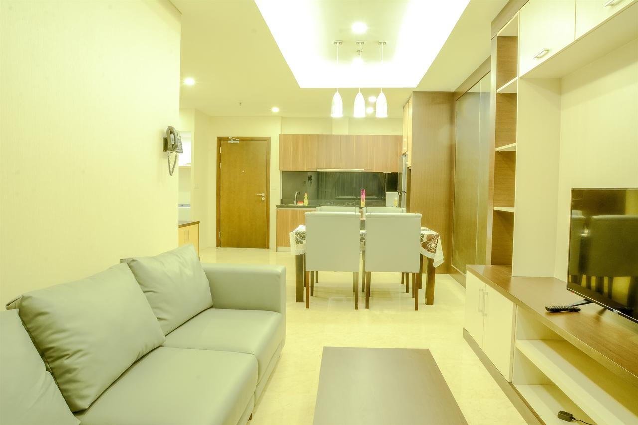 Spacious And Modern 2Br L'Avenue Apartment By Travelio จาการ์ตา ภายนอก รูปภาพ