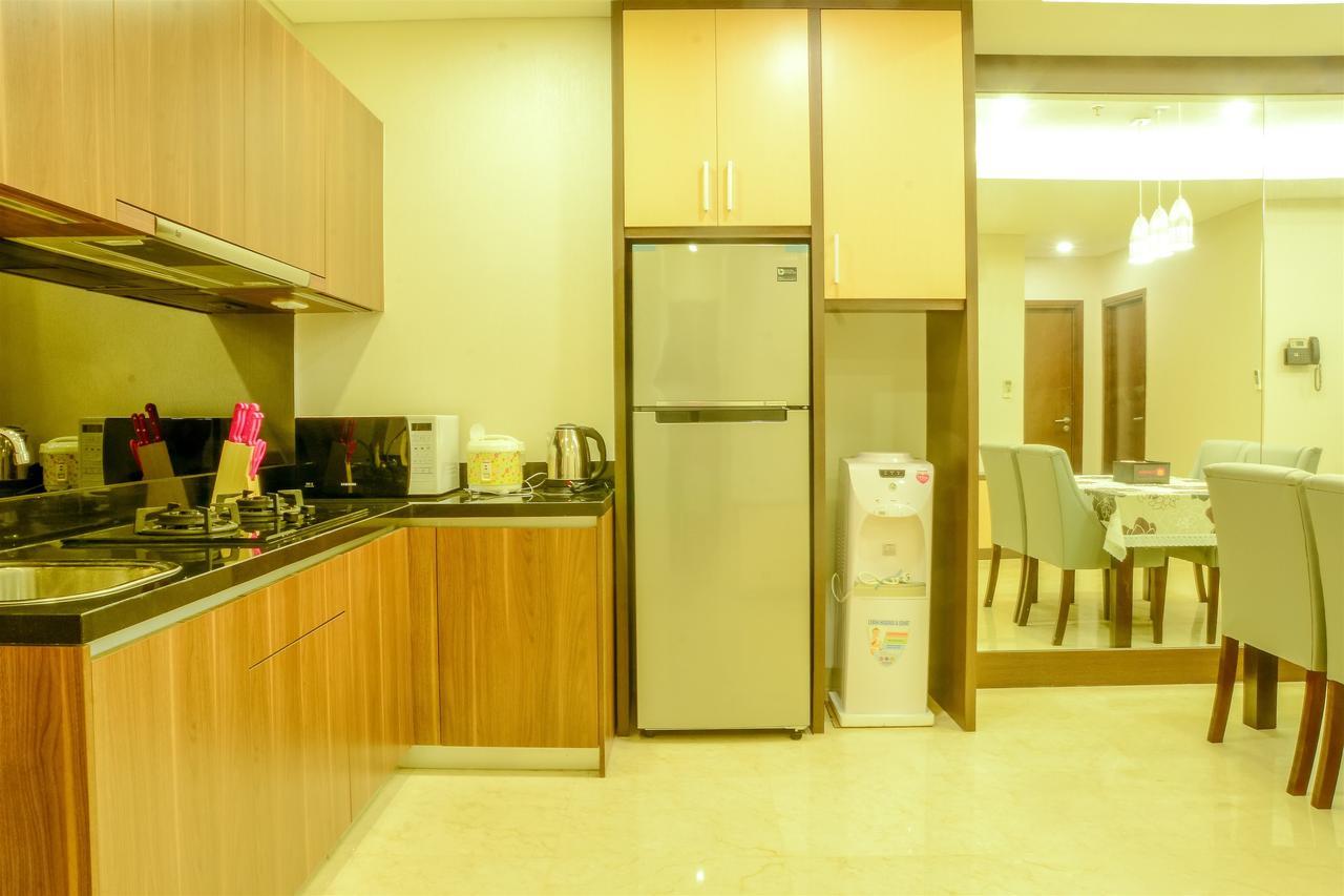 Spacious And Modern 2Br L'Avenue Apartment By Travelio จาการ์ตา ภายนอก รูปภาพ